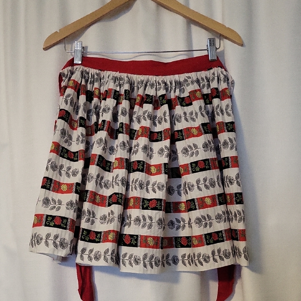 Red and Black Coffee Patterned A-Line Apron